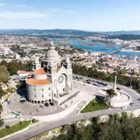 1 Bed House - Garden Wifi Balcony Chalet